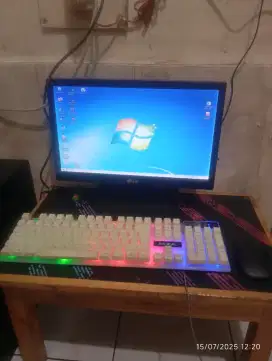 PC Core 2 Duo Win 7 HDD 750GB apa adanya