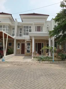 RUMAH 2 LT SIAP HUNI | SHM ON HAND | dekat Alun² kota Batu