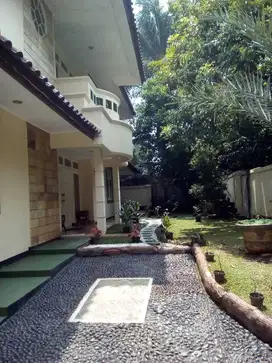 Jual Rumah murah bagus luas di citra Grand cibubur