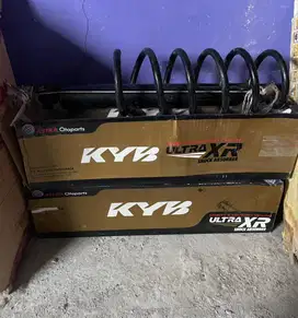Shock mobil daihatsu