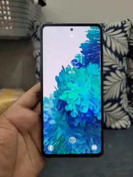 Samsung s20 fe 8/256 resmi sein