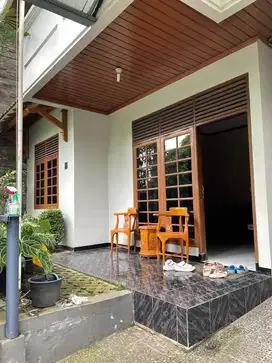 Rumah strategis turangga buahbatu.
