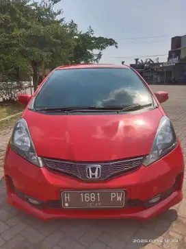 Honda Jazz RS 2012 Warna Merah