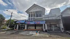 Rumah Usaha Hook Terawat di Araya Blimbing Malang