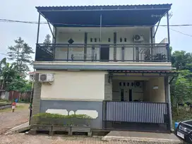 Dijual rumah murah berikut isinya