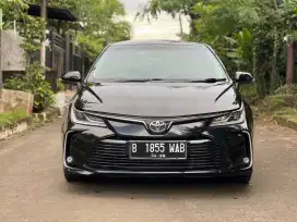 Toyota Altis 1.8 V AT 2020 DP 20JT!!
