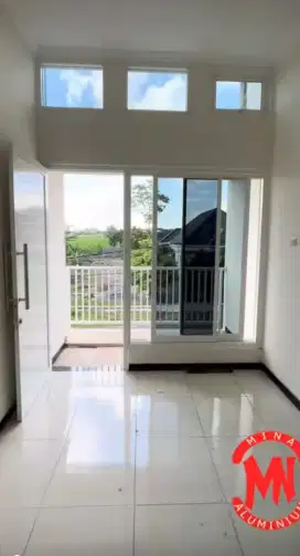 Kusen dan pintu alumunium