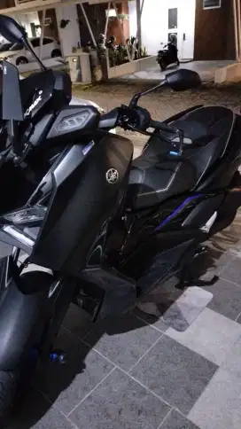 Dijual Yamaha Xmax Connected 2025 kondisi baru, KM rendah, plus bonus!