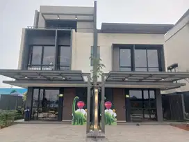 Rumah Lippo Cikarang GOLD TOPS LIVIN