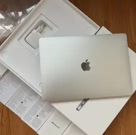Menerima Jual Beli MacBook Apple Pro Air Retina dan Touchbar M1 M2