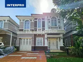 Rumah 2 Lantai Dalam Cluster Menteng Village Gading Serpong - LT 180m2