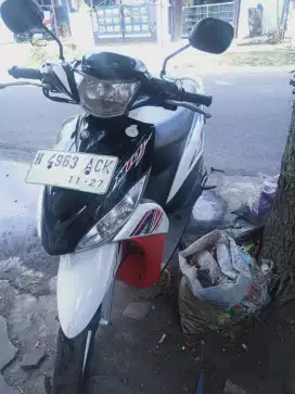 Mio j injeksi putih irit
