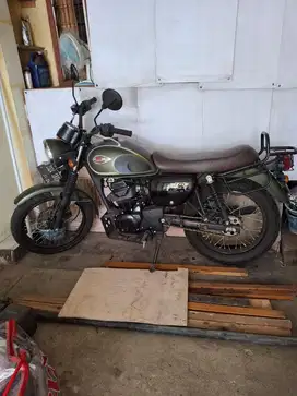 For Sale .. Kawasaki w175