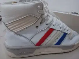 Sepatu Preloved Adidas Riverly High Original
