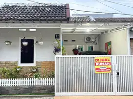 Di jual rumah hunian asri di harga nego,bisa / tanpa furniture