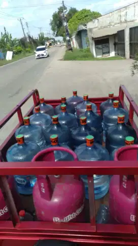 DICARI KARYAWAN UNTUK KIRIMAN AIR & GAS