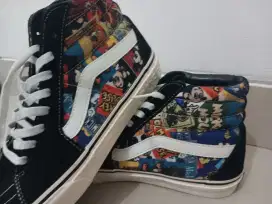 Sepatu Preloved Vans Sk8 High x Micky Mouse Original