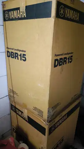 speaker aktif Yamaha dbr 15