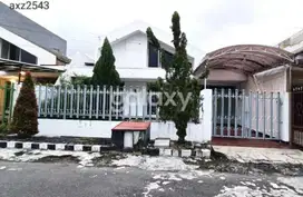 SEWA RUMAH TERAWAT 1 LANTAI SEMI FURNIS KERTAJAYA INDAH TIMUR