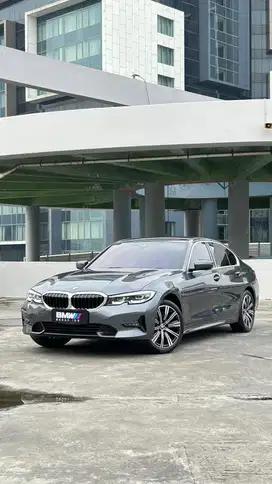 BMW 320i 2022 Bensin