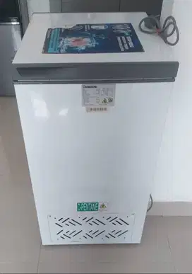 Dijual Freezer second hand 1 unit Merk : Changhong