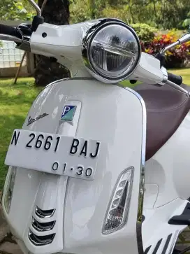 Vespa Primavera 150 ABS IGet 2019 Putih N Malang Mulus Koko Motor