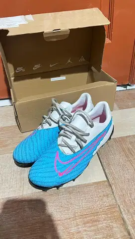 Sepatu bola nike phantom GX academy FG/MG