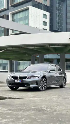 BMW 320i 2022 G20 LOW KM