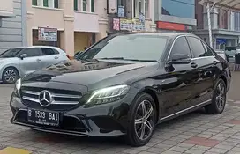 Mercedes-Benz C180 2019 Bensin
