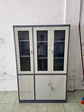 Di Jual Lemari Besi Kantor 3 Pintu