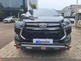 Pajak Panjang Toyota Kijang Innova 2.0 Venturer Bensin-AT 2018 Hitam