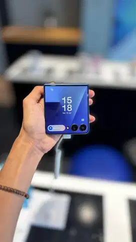 SAMSUNG GALAXY FLIP 7