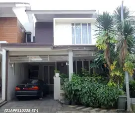 Dijual Rumah Siap Huni di Emerald Bintaro Jaya Sektor 9
