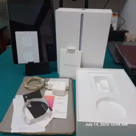 SIAP PAKAI iPad 6 gen 32GB wifi fullset like new