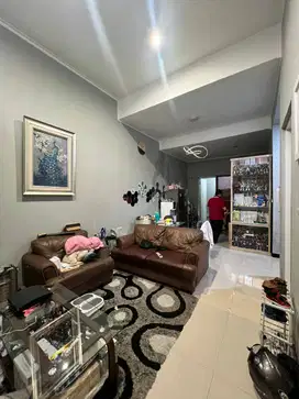 Dijual Rumah di TKI 5 Redwood Bandung Lokasi Strategis