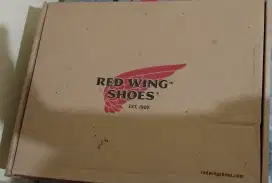 Di jual sepatu lapangan red wing shoes est. 1905