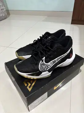 Sepatu Basket Freak 2 Ori