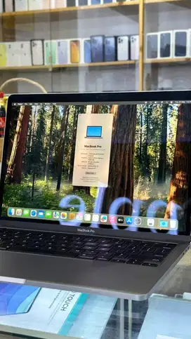 Macbook Pro 2020 13inch Ram 16Gb / 512Gb Second