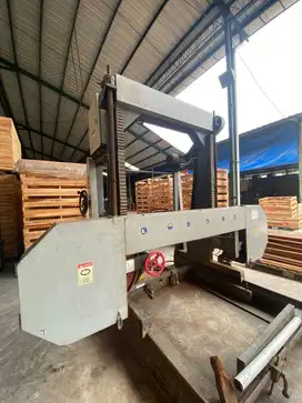 Mesin Belah Kayu Log Jumbo Horizontal Sawmill Machine MJ1300L
