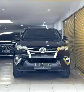 Toyota Fortuner VRZ Diesel 2017 August Automatic Hitam Metalik