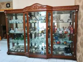 Lemari Kayu Rak Kaca