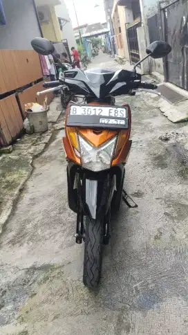 Jual saja Honda Beat F1 2013 pajak panjang Surat Surat lengkap,cek tkp
