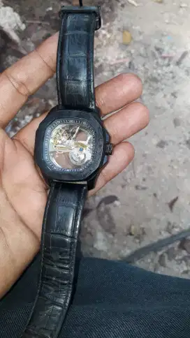 Jam tangan merk parlent
