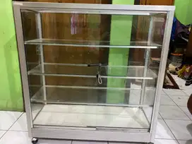 ETALASE KACA 100 CM / 1 M + KUNCI & RODA