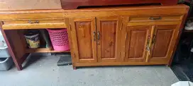 Lemari kayu antik