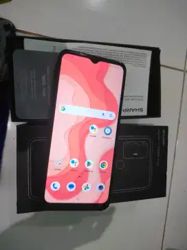 Sharp Aquos v6 plus 4/64