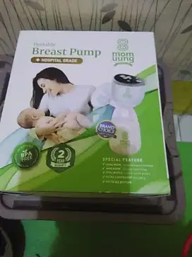 Mom uung breast pump