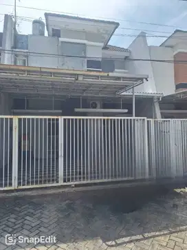 Dijual Rumah Pondok Chandra 2 lantai
