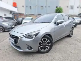 Pajak Panjang - Mazda 2 1.5 R Bensin-AT 2016