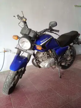 Suzuki Thunder 125